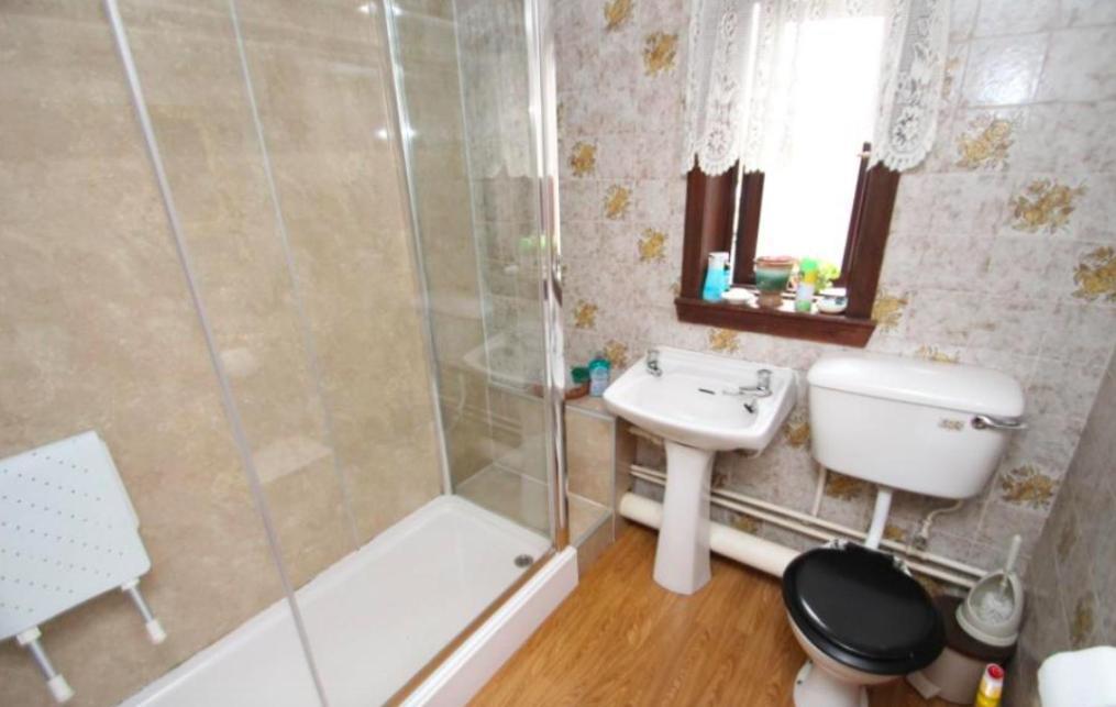 Guest House Private Room Near Glasgow City Centre Bagian luar foto