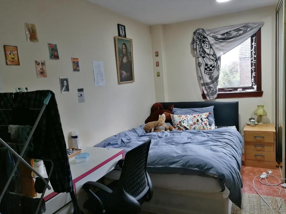 Guest House Private Room Near Glasgow City Centre Bagian luar foto